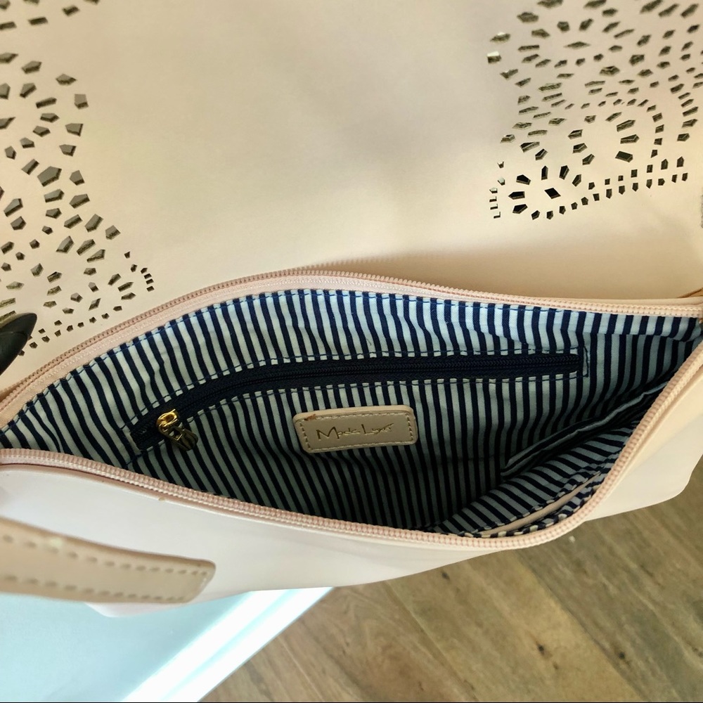 Moda Luxe laser cut bag - Picture 7 of 11